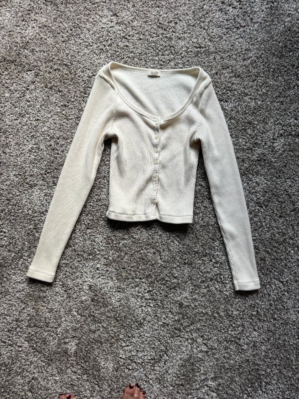 Brandy Melville John Galt Women's Cream Long-Sleeve Button Up Ribbed Shirt Smal